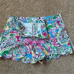 Crown & Ivy Shelby Womens Size 6 Scalloped Hem Colorful Shorts Pockets Preppy